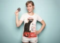 a_french_ninja_cat_d__585x423